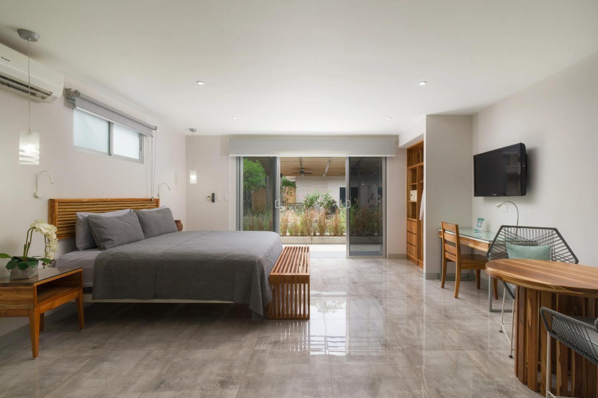 Tamarindo Bay Suites - Self Check In, Adults Only Экстерьер фото